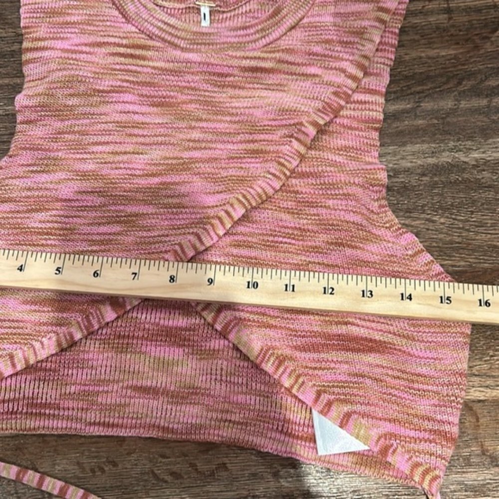 NWOT FREE PEOPLE medium Miami nights knit top light weight - Picture 12 of 13